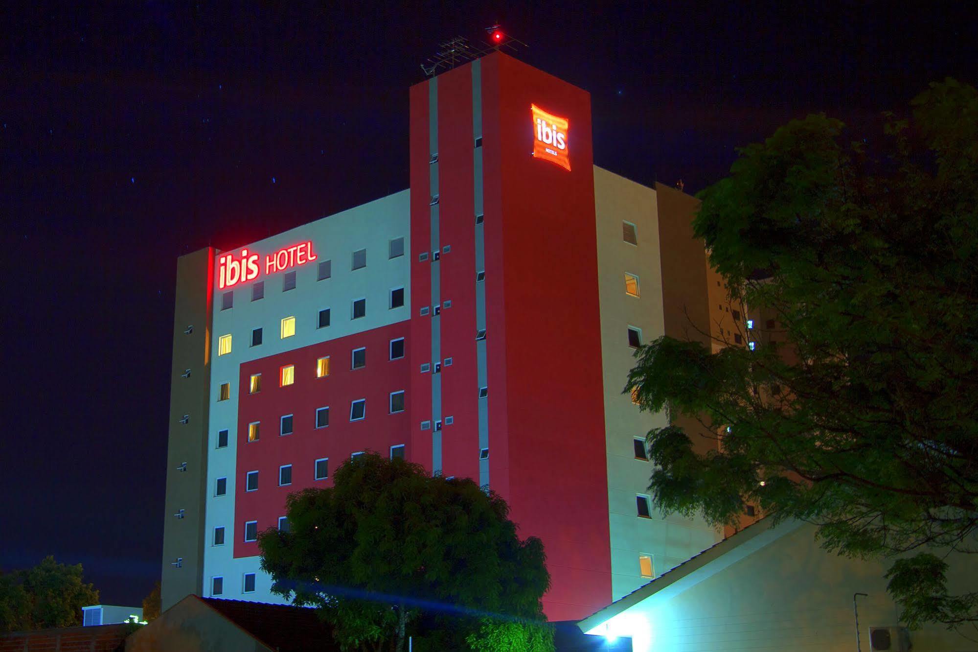 Ibis Cascavel Hotel Екстериор снимка