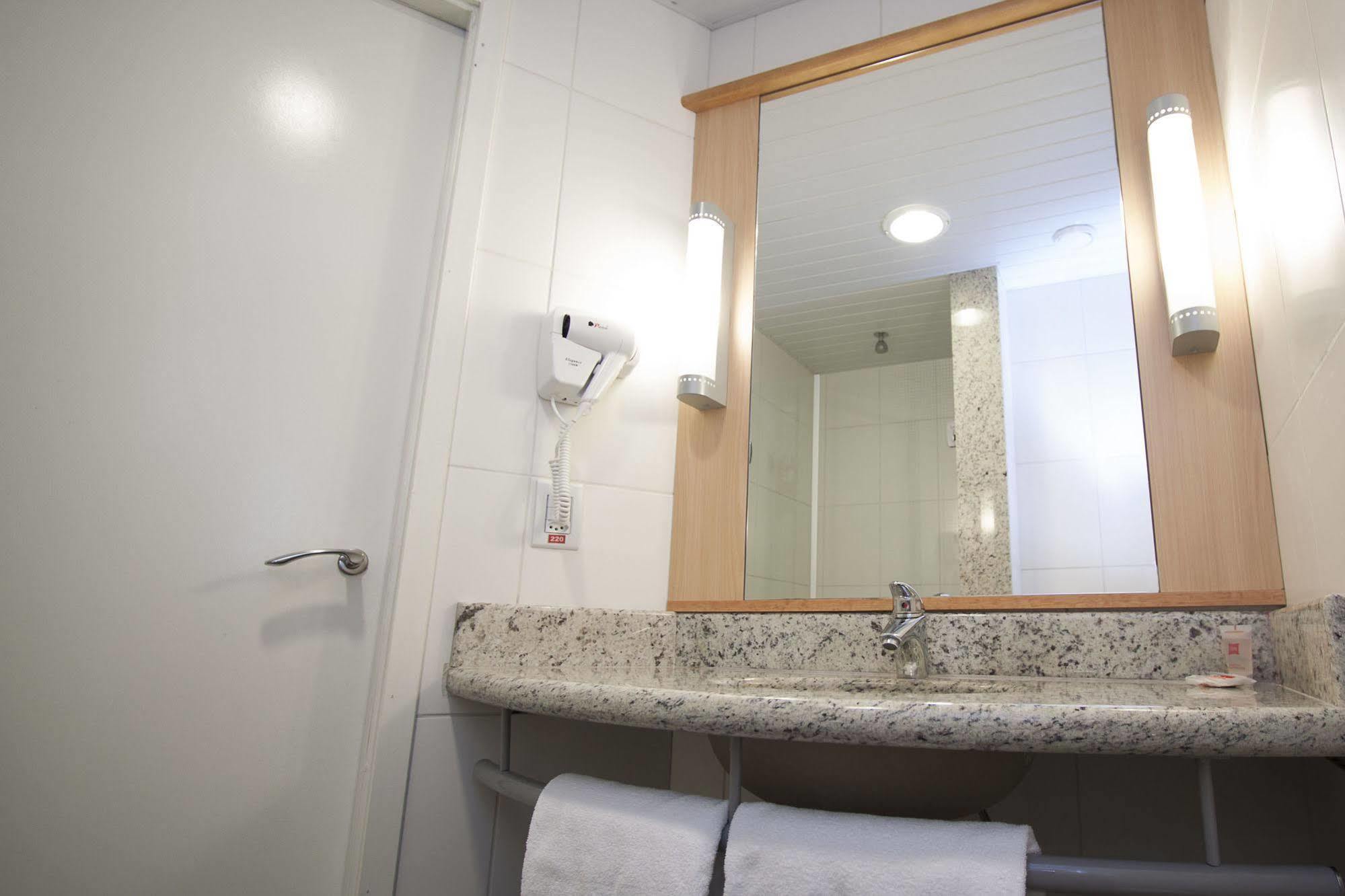 Ibis Cascavel Hotel Екстериор снимка